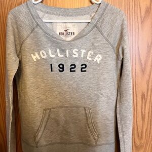 Hollister Women's Gray Sweater